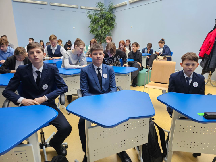 Презентация проекта  «Всероссийский чемпионат Воздушно-инженерной школы».